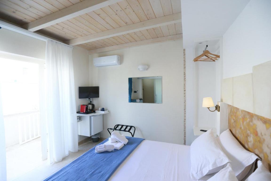 Dimora Mazzini - Salento Selection Bed and Breakfast Tuglie Εξωτερικό φωτογραφία